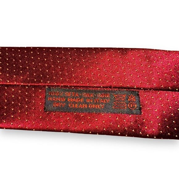 Dolcepunta Red & White Polkadot Handmade in Italy Silk Tie - Picture 6 of 7